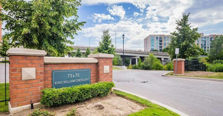 201-73 King William Crescent, Richmond Hill, ON, L4B 0C2 - 2