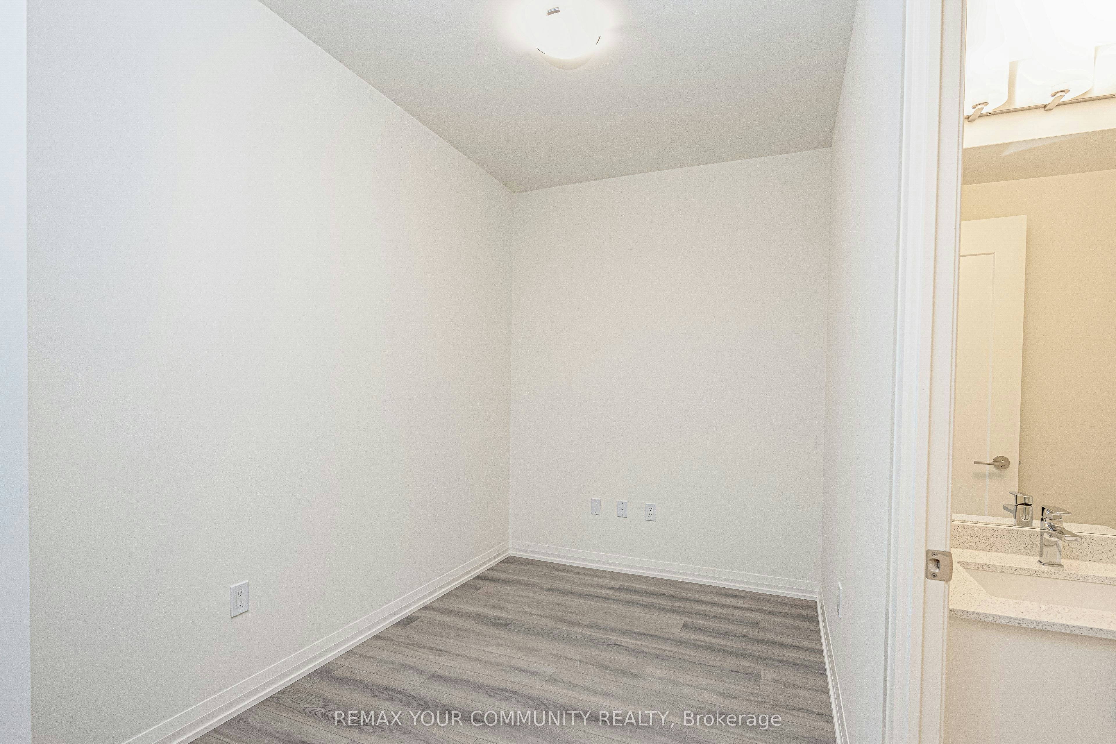 1707-9000 Jane Street, Vaughan, ON, L4K 0M6 - 16