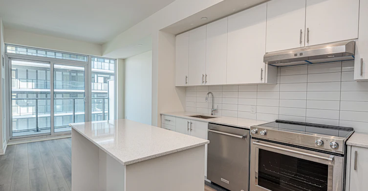 1707-9000 Jane Street, Vaughan, ON, L4K 0M6 - 5