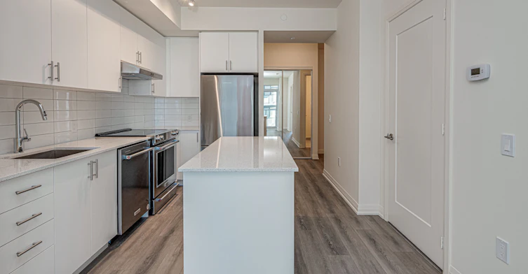 1707-9000 Jane Street, Vaughan, ON, L4K 0M6 - 3
