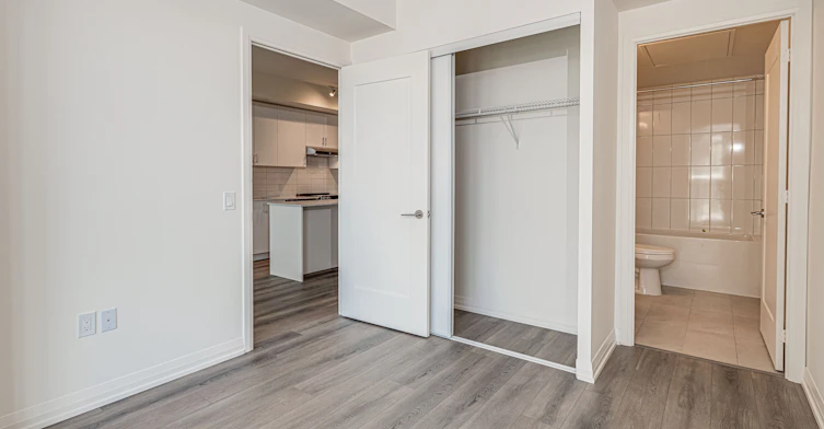1707-9000 Jane Street, Vaughan, ON, L4K 0M6 - 14