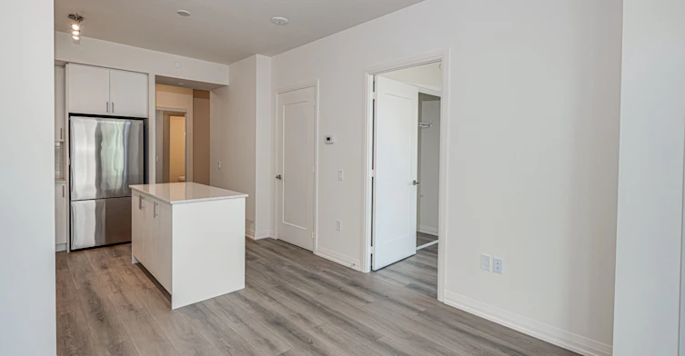 1707-9000 Jane Street, Vaughan, ON, L4K 0M6 - 10