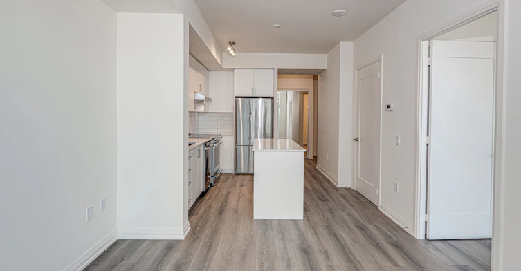 1707-9000 Jane Street, Vaughan, ON, L4K 0M6 - 2