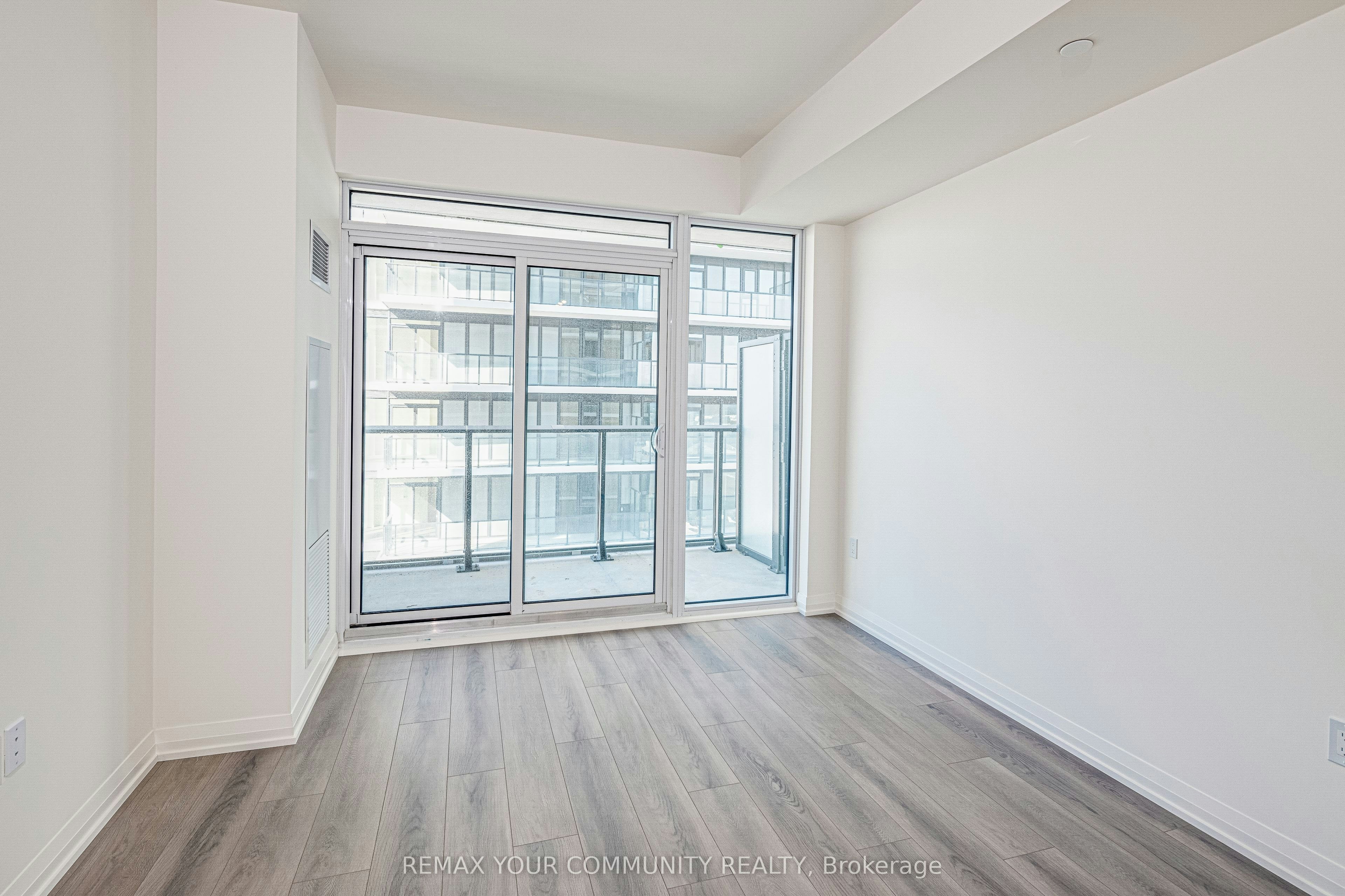 1707-9000 Jane Street, Vaughan, ON, L4K 0M6 - 11