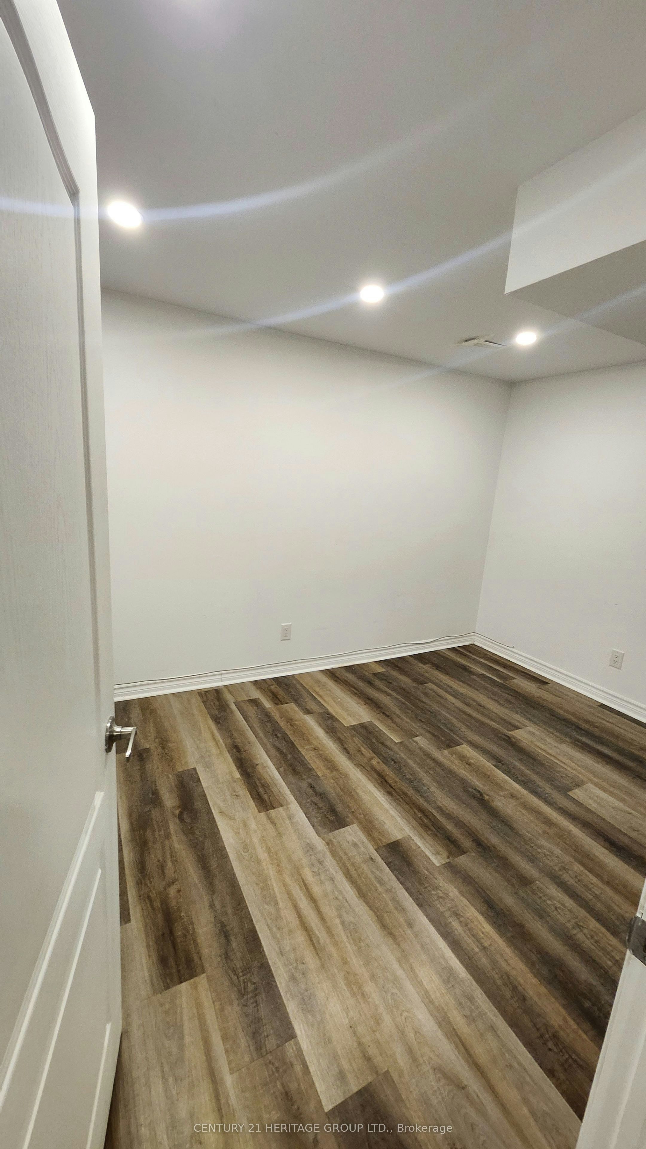 Lower-116 Marbella Road, Vaughan, ON, L4H 1L4 - 11