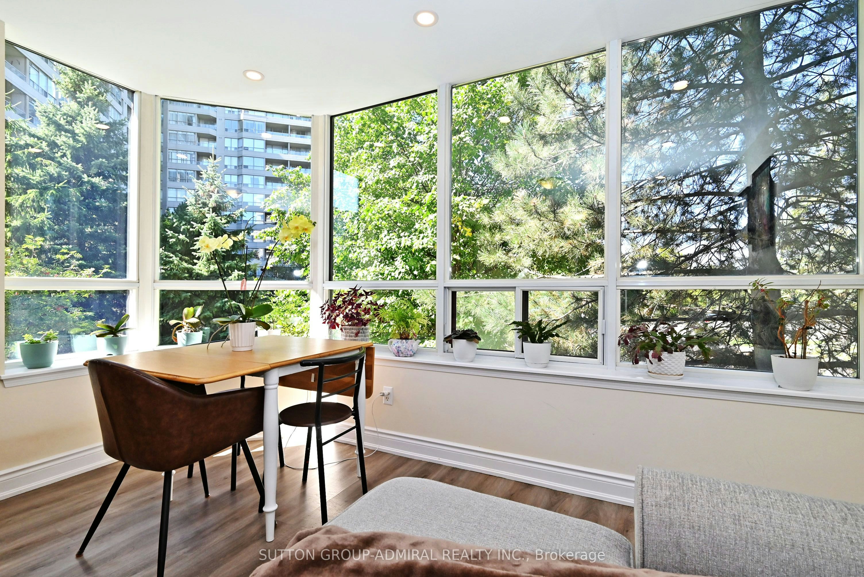 203-91 Townsgate Drive, Vaughan, ON, L4J 8E8 - 10