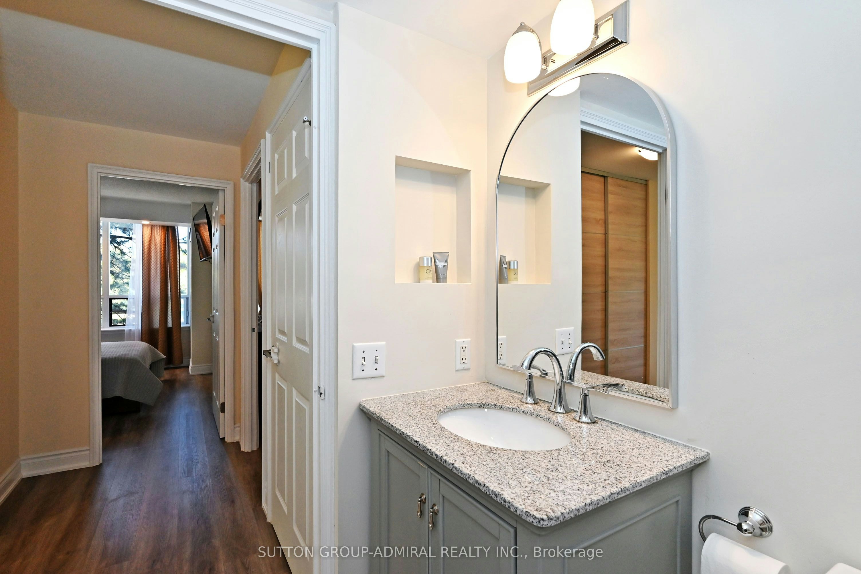 203-91 Townsgate Drive, Vaughan, ON, L4J 8E8 - 40