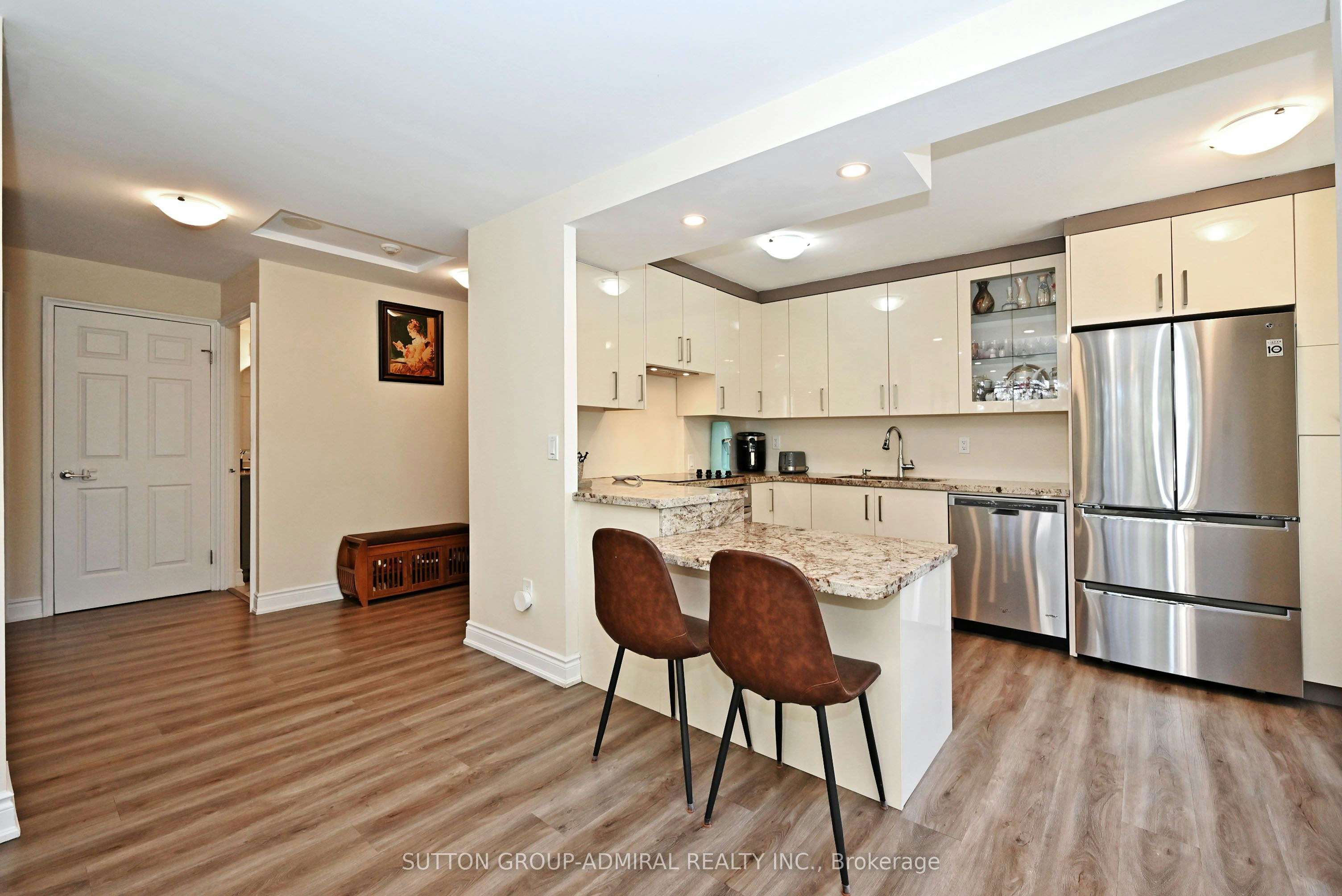 203-91 Townsgate Drive, Vaughan, ON, L4J 8E8 - 16