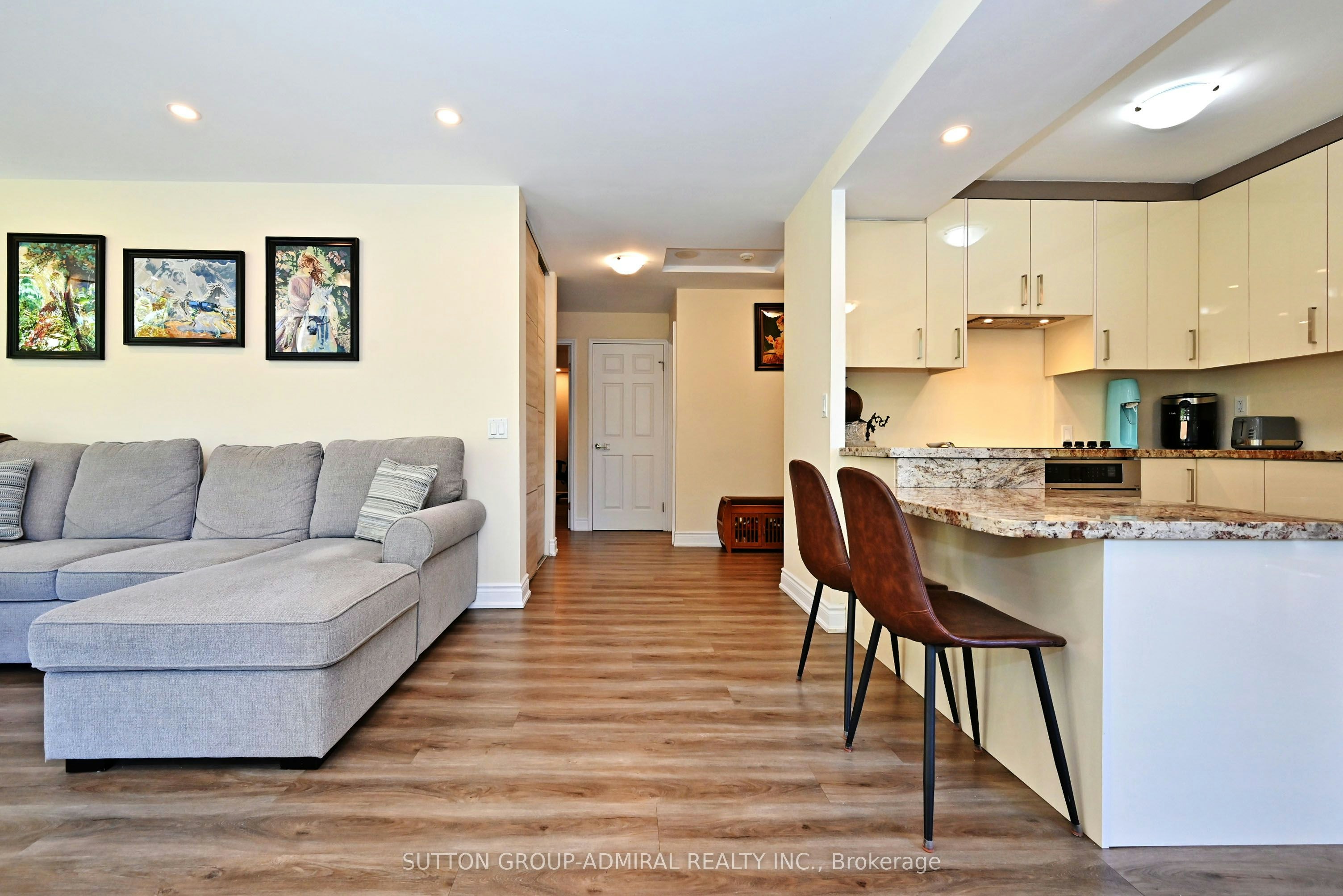 203-91 Townsgate Drive, Vaughan, ON, L4J 8E8 - 23