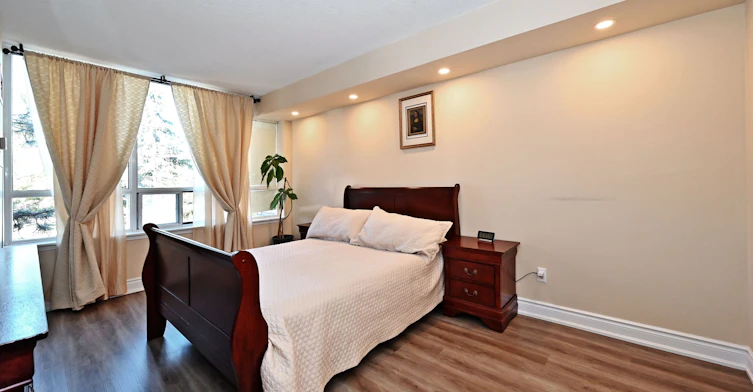 203-91 Townsgate Drive, Vaughan, ON, L4J 8E8 - 24