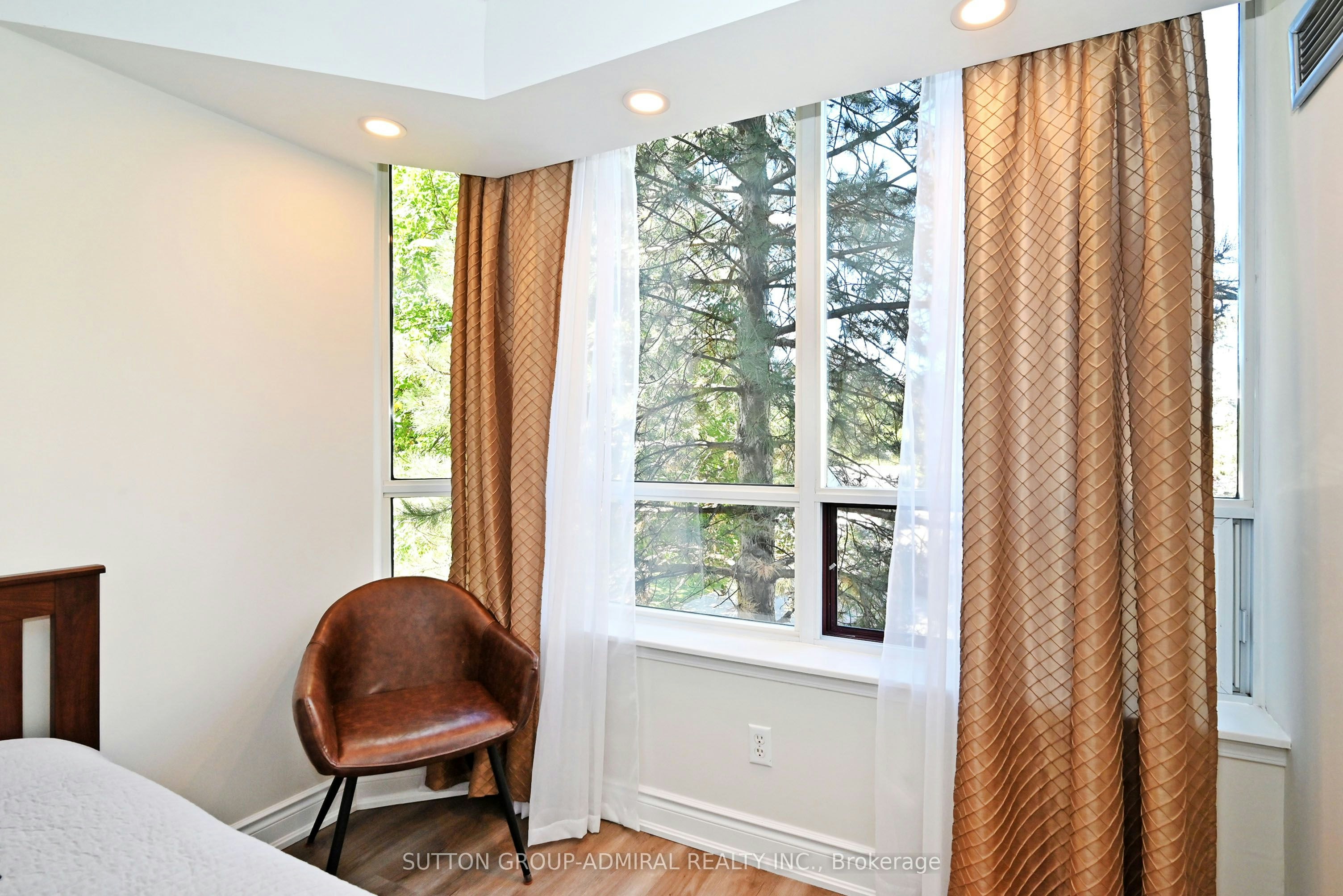 203-91 Townsgate Drive, Vaughan, ON, L4J 8E8 - 34