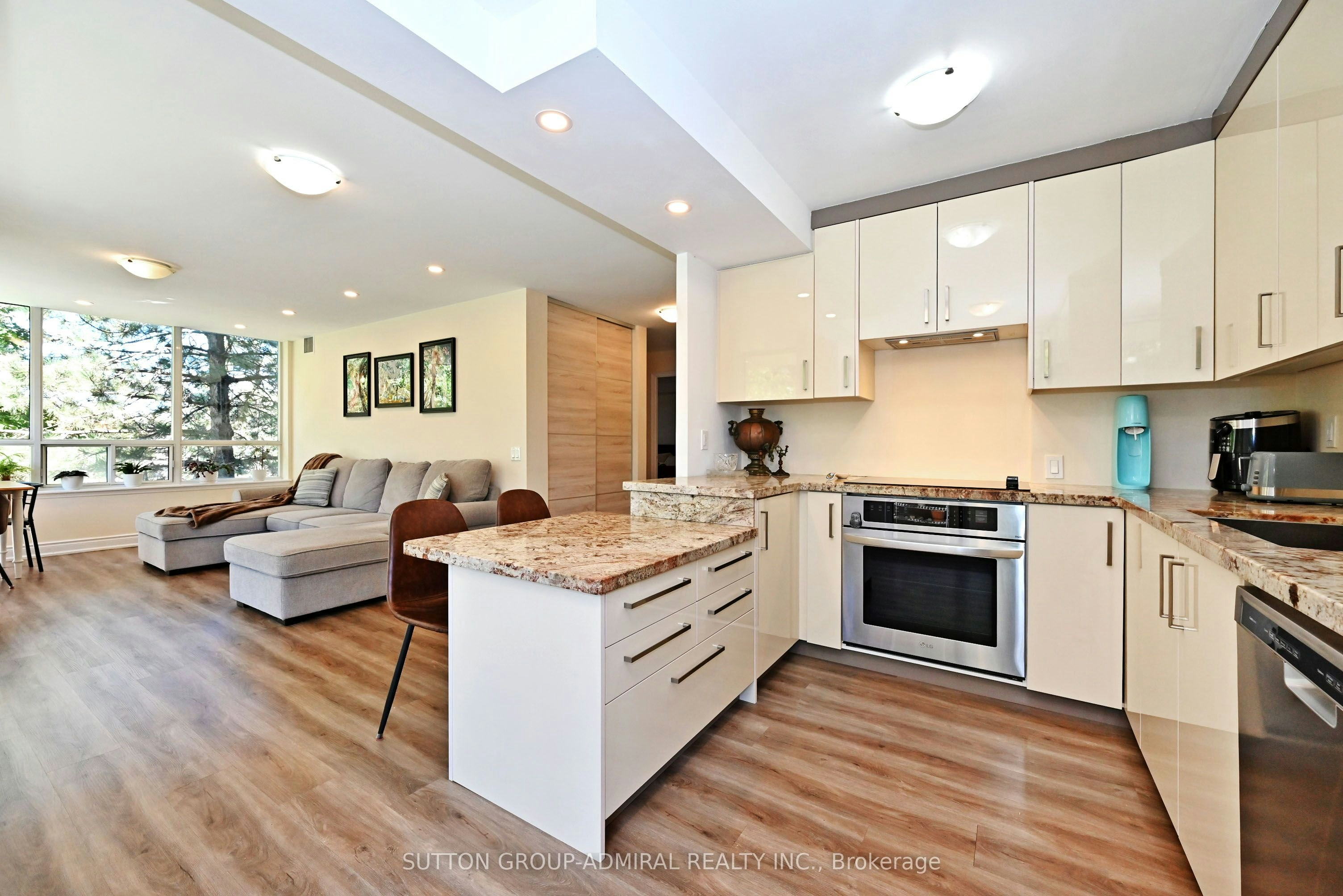203-91 Townsgate Drive, Vaughan, ON, L4J 8E8 - 21