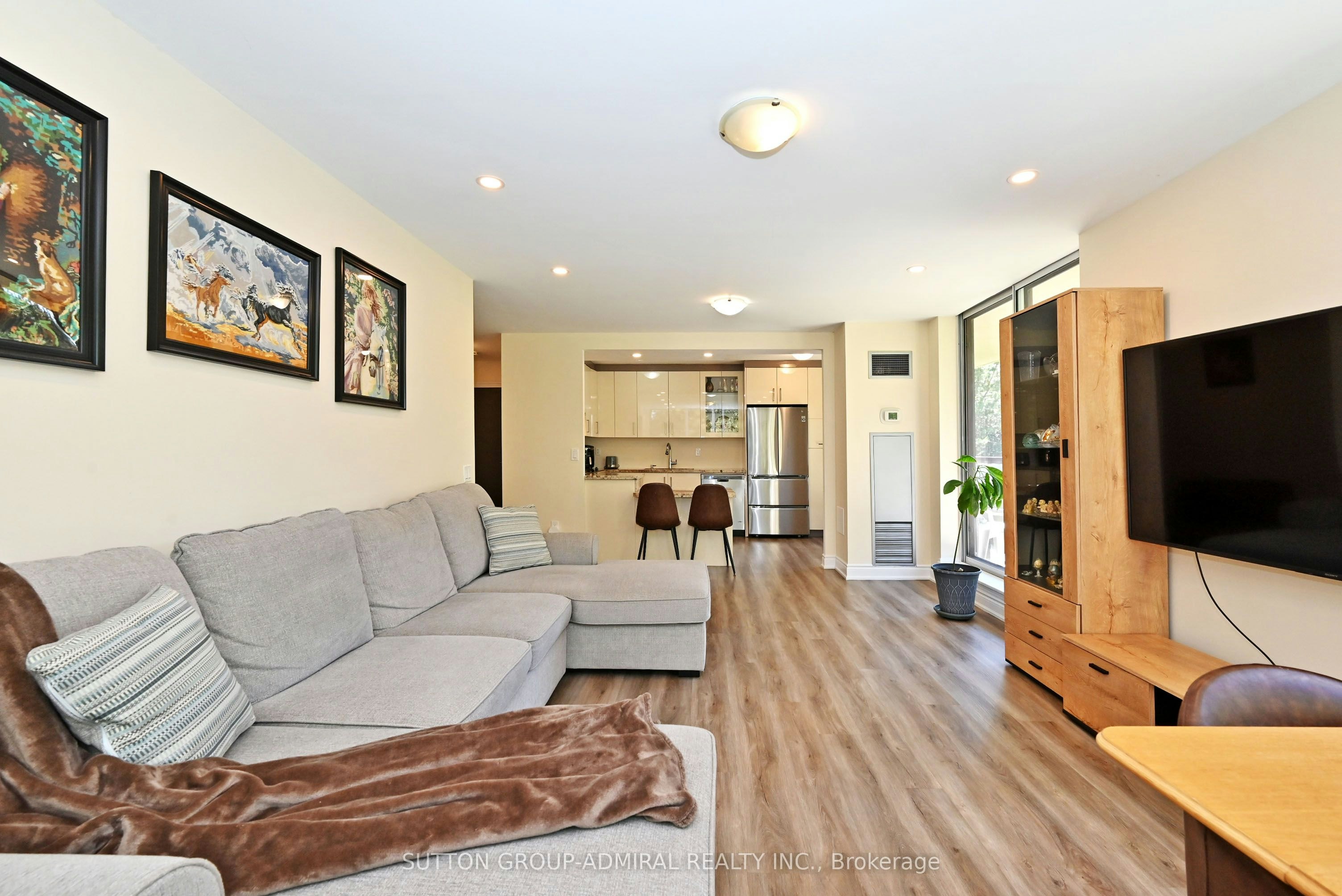 203-91 Townsgate Drive, Vaughan, ON, L4J 8E8 - 13