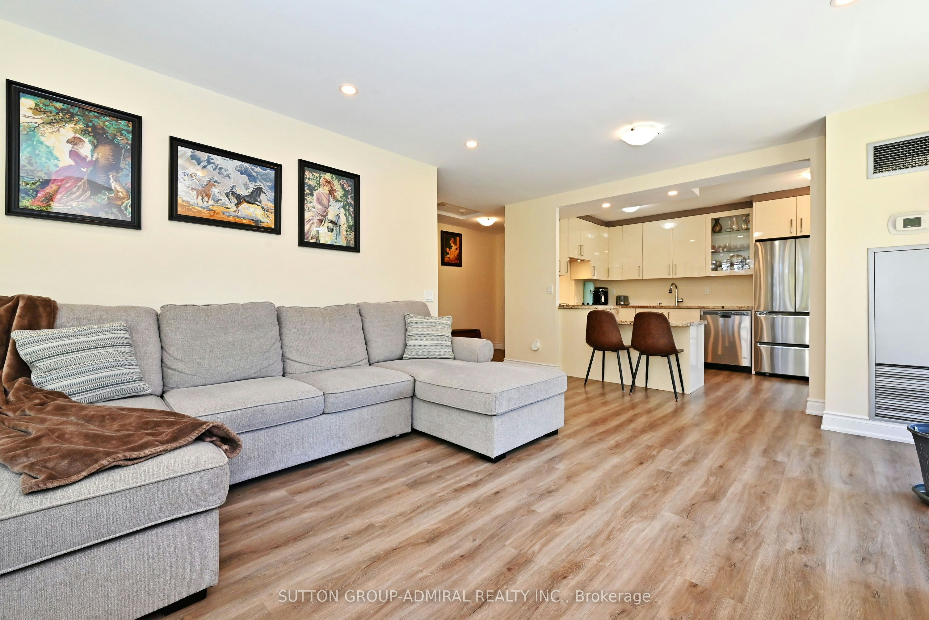 203-91 Townsgate Drive, Vaughan, ON, L4J 8E8 - 14