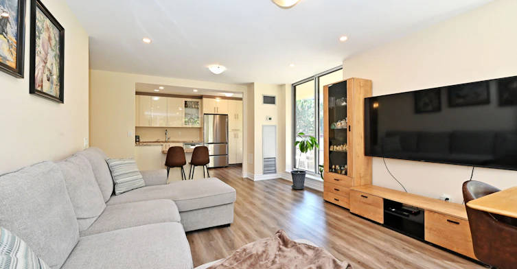 203-91 Townsgate Drive, Vaughan, ON, L4J 8E8 - 12