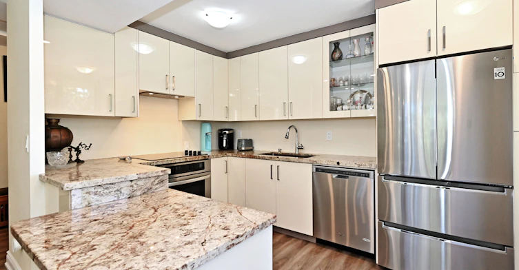 203-91 Townsgate Drive, Vaughan, ON, L4J 8E8 - 18