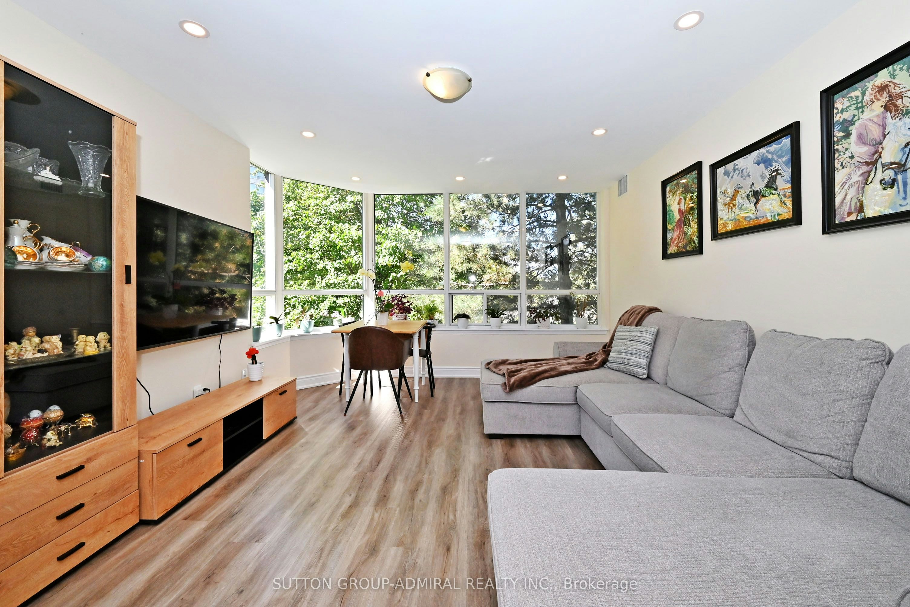 203-91 Townsgate Drive, Vaughan, ON, L4J 8E8 - 7