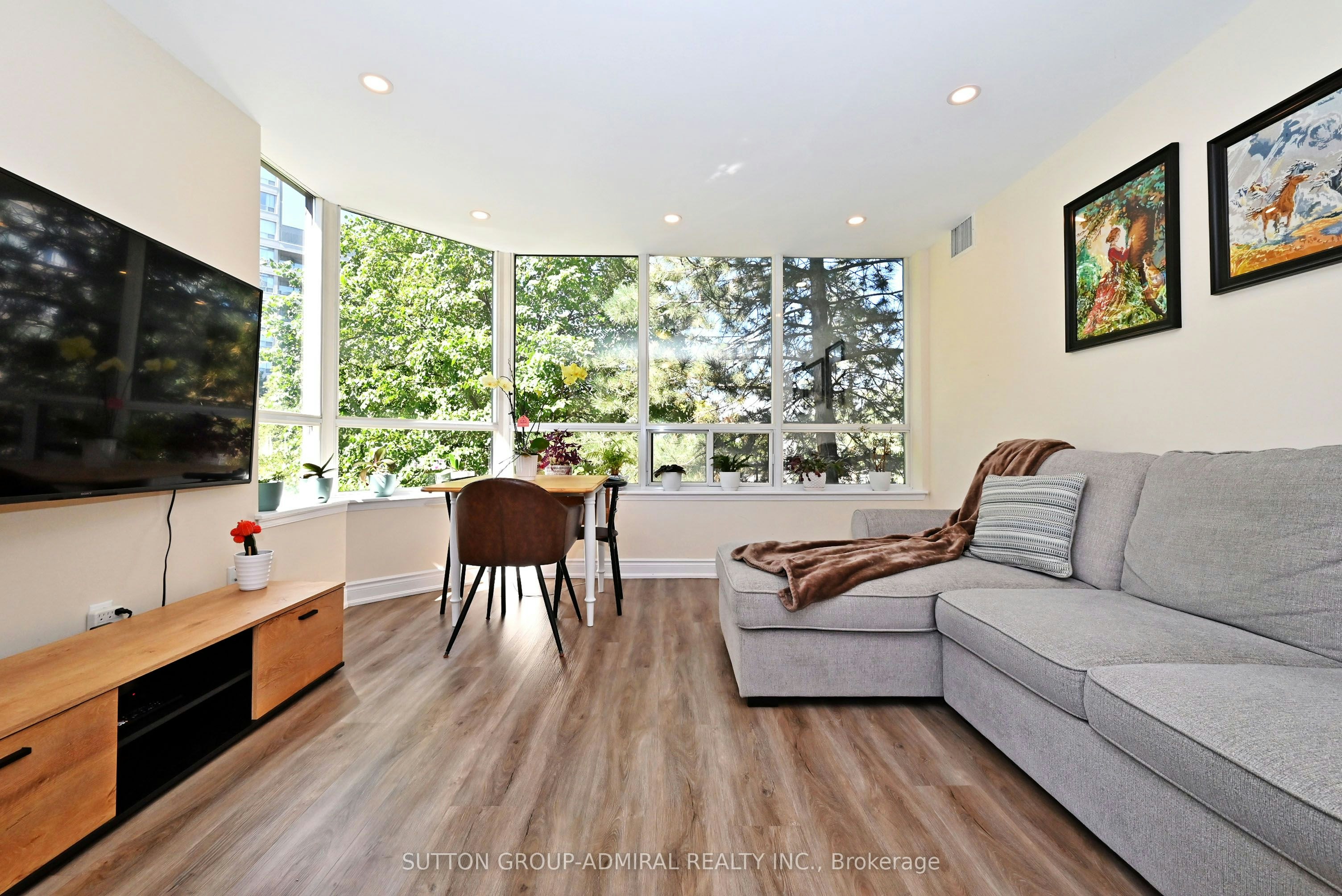 203-91 Townsgate Drive, Vaughan, ON, L4J 8E8 - 8