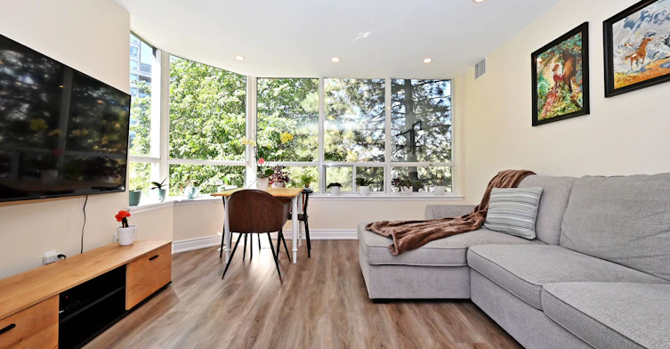 203-91 Townsgate Drive, Vaughan, ON, L4J 8E8 - 8
