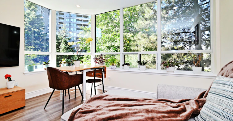 203-91 Townsgate Drive, Vaughan, ON, L4J 8E8 - 9