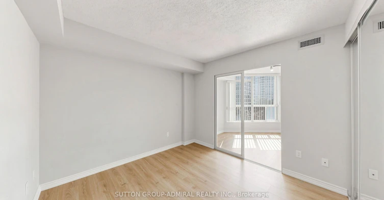 701-1 Clark Avenue W, Vaughan, ON, L4J 7Y6 - 24