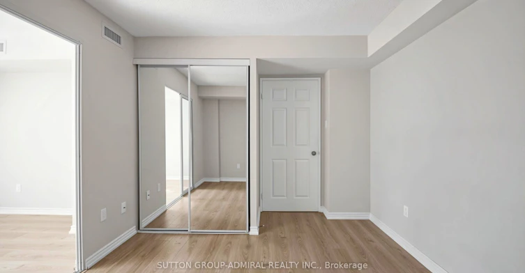 701-1 Clark Avenue W, Vaughan, ON, L4J 7Y6 - 26