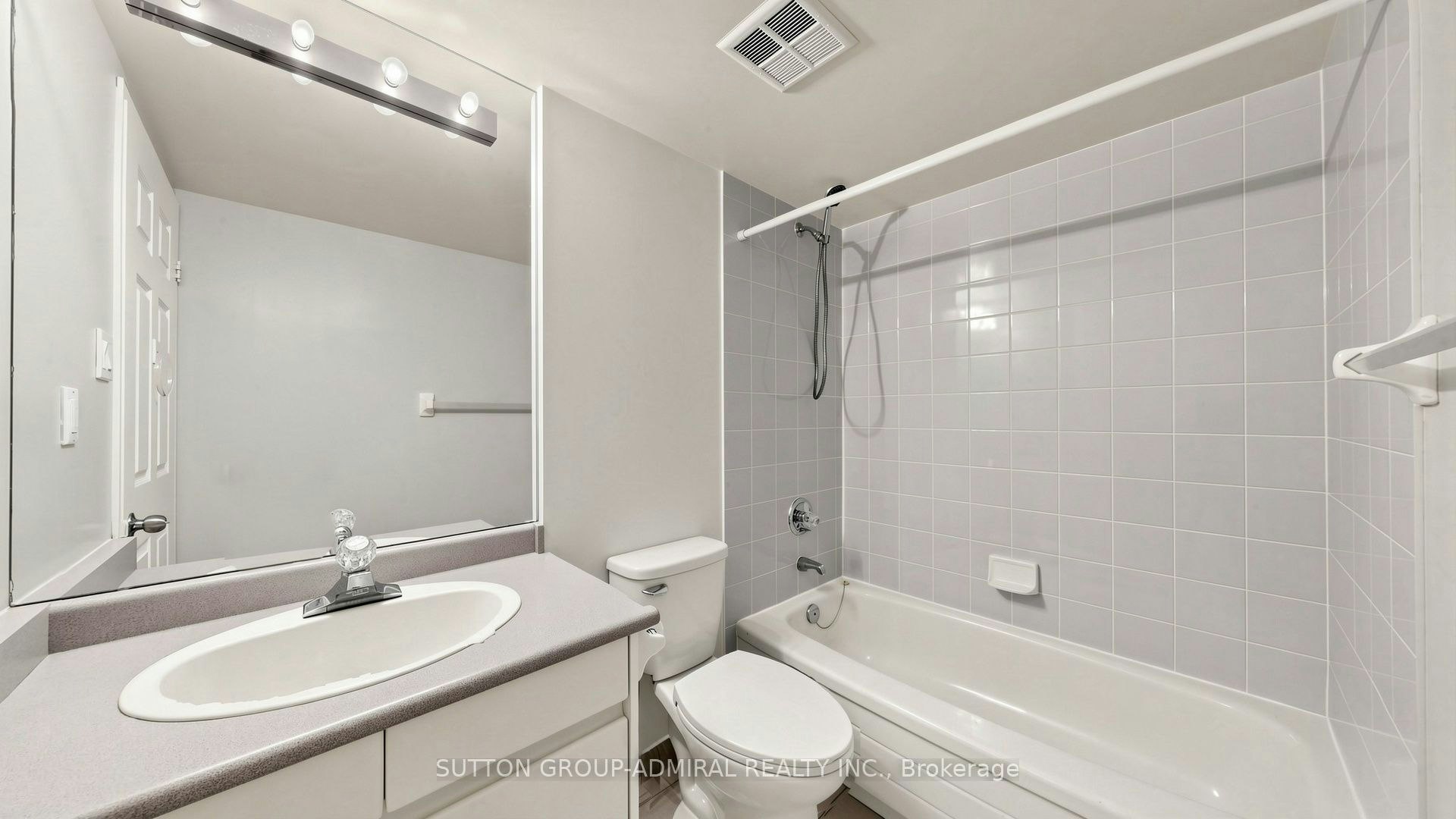 701-1 Clark Avenue W, Vaughan, ON, L4J 7Y6 - 31