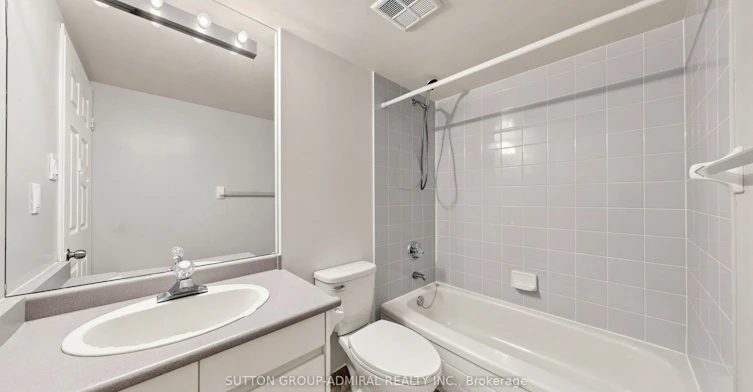 701-1 Clark Avenue W, Vaughan, ON, L4J 7Y6 - 31