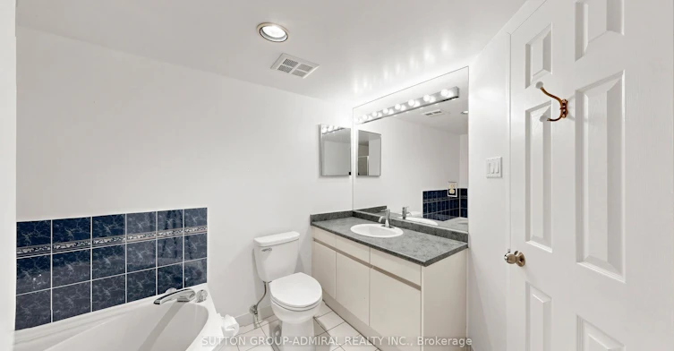 701-1 Clark Avenue W, Vaughan, ON, L4J 7Y6 - 37