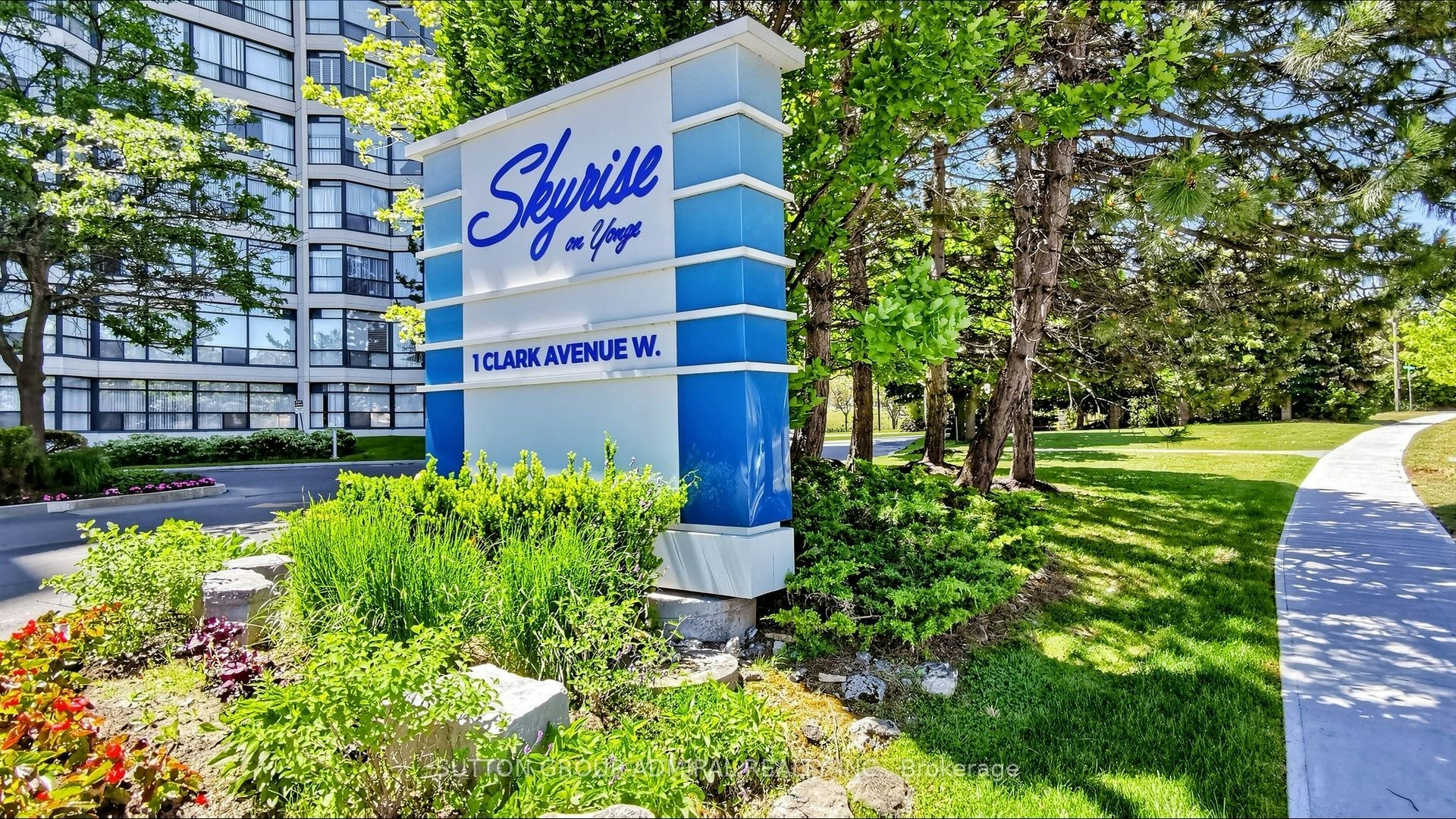 701-1 Clark Avenue W, Vaughan, ON, L4J 7Y6 - 2