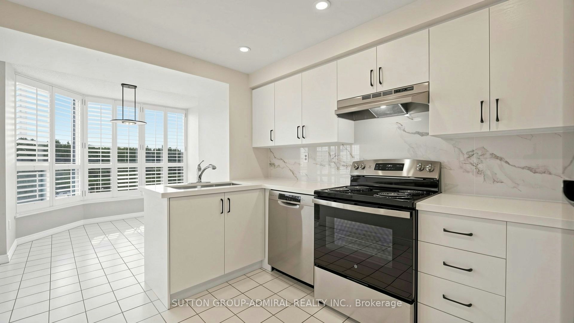 701-1 Clark Avenue W, Vaughan, ON, L4J 7Y6 - 7