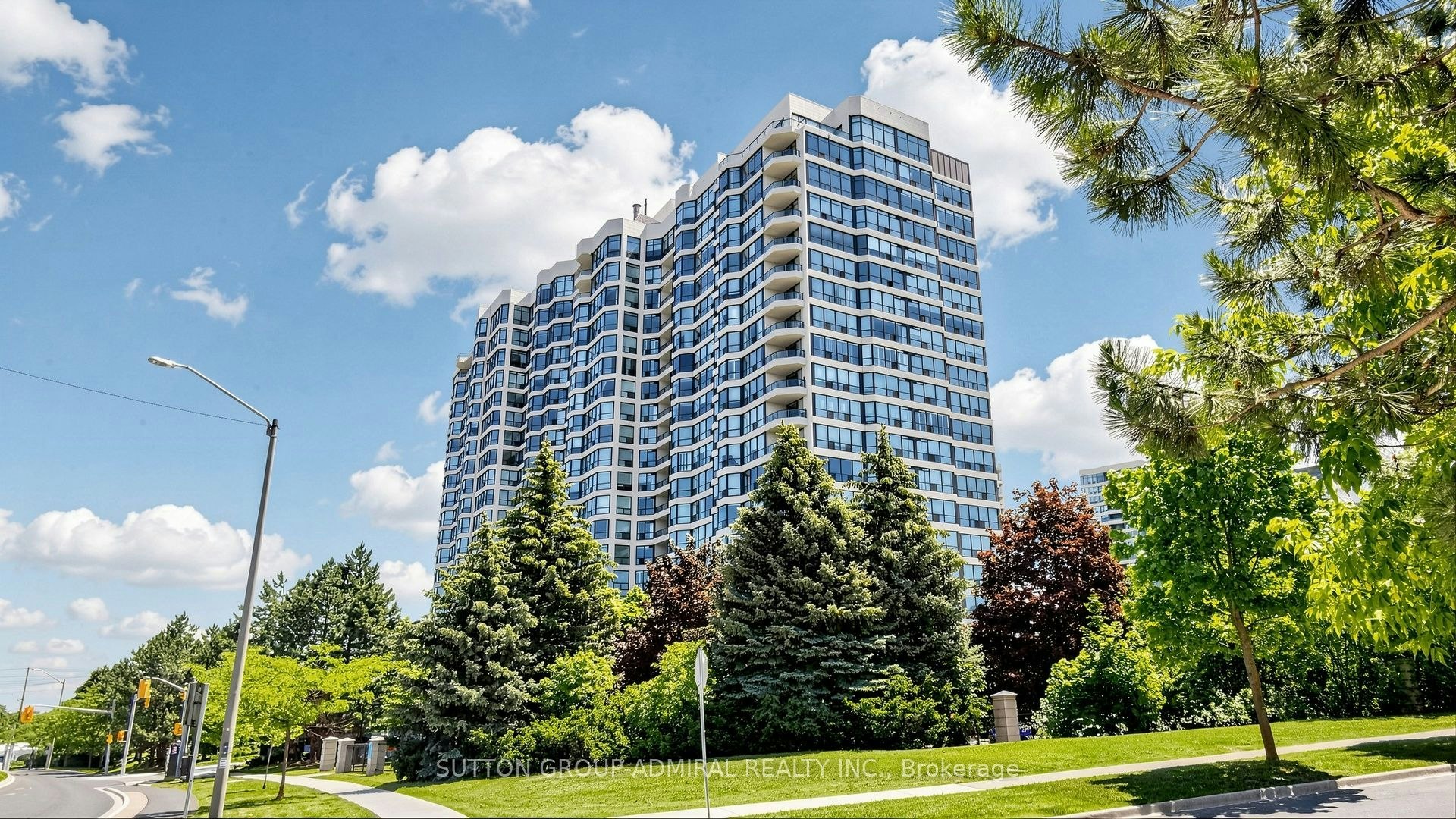 701-1 Clark Avenue W, Vaughan, ON, L4J 7Y6