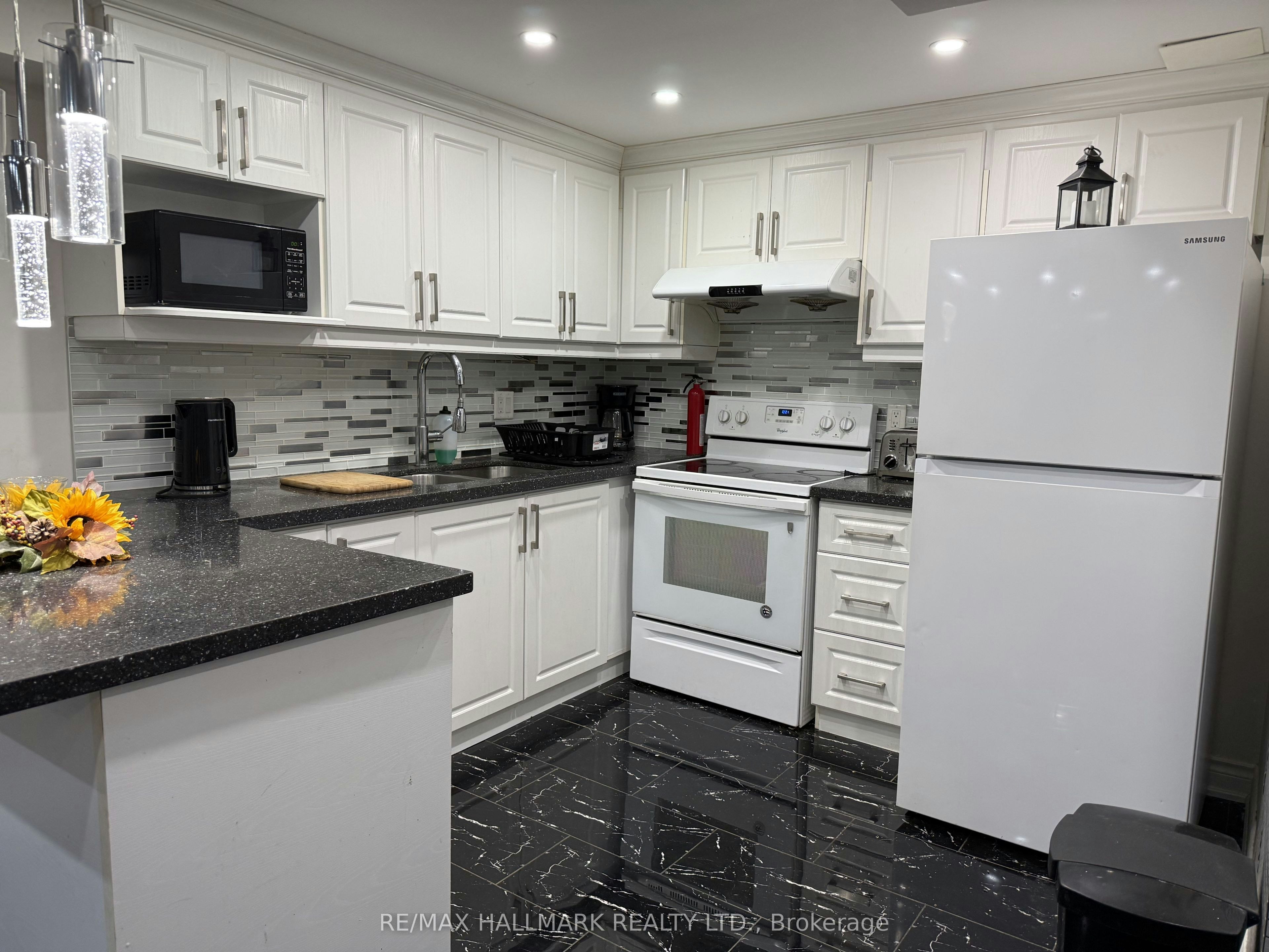 90 Black Maple Crescent, Vaughan, ON, L6A 4G6