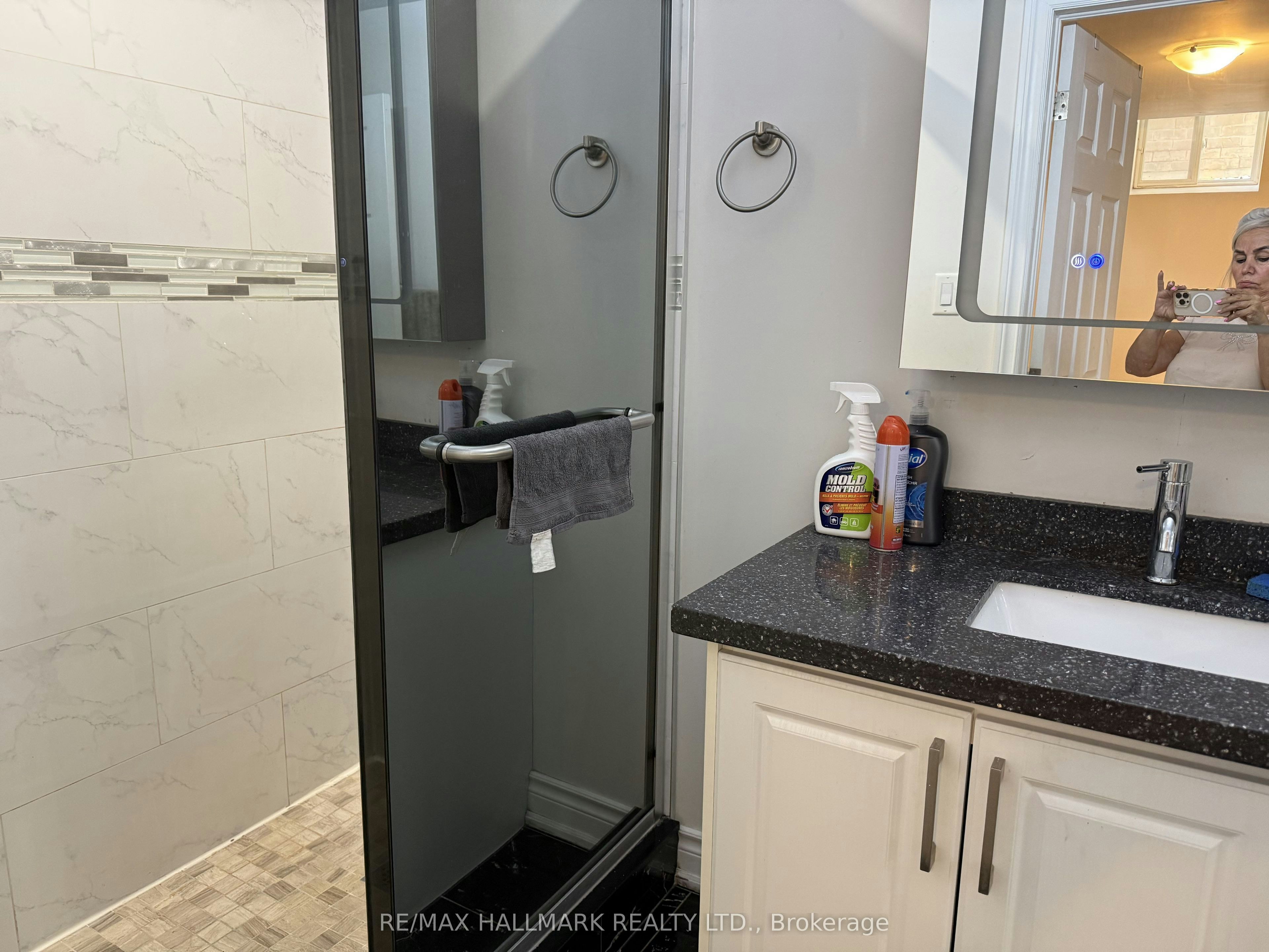 90 Black Maple Crescent, Vaughan, ON, L6A 4G6 5