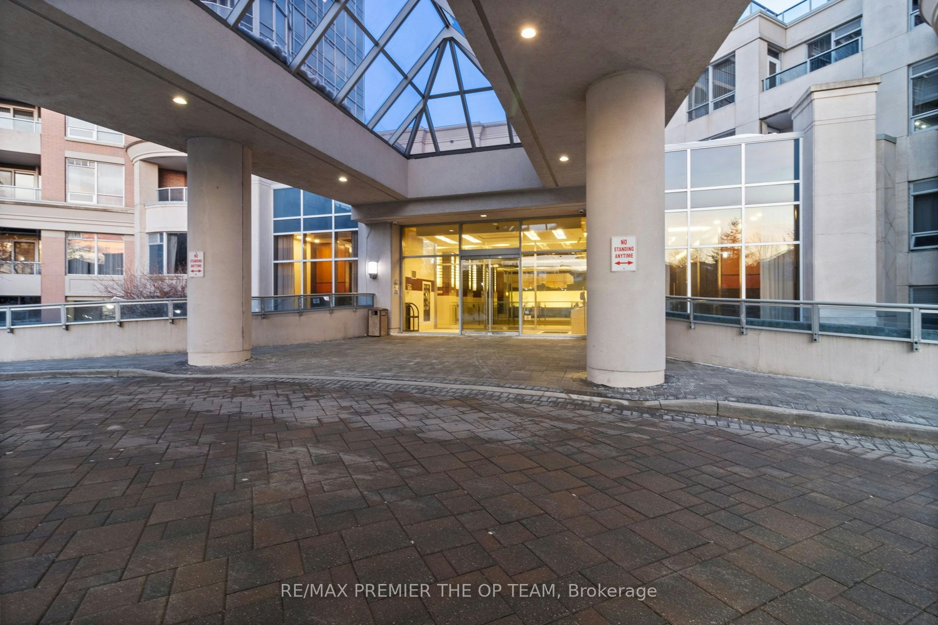 1077-23 Cox Boulevard, Markham, ON, L3R 7Z9 - 4