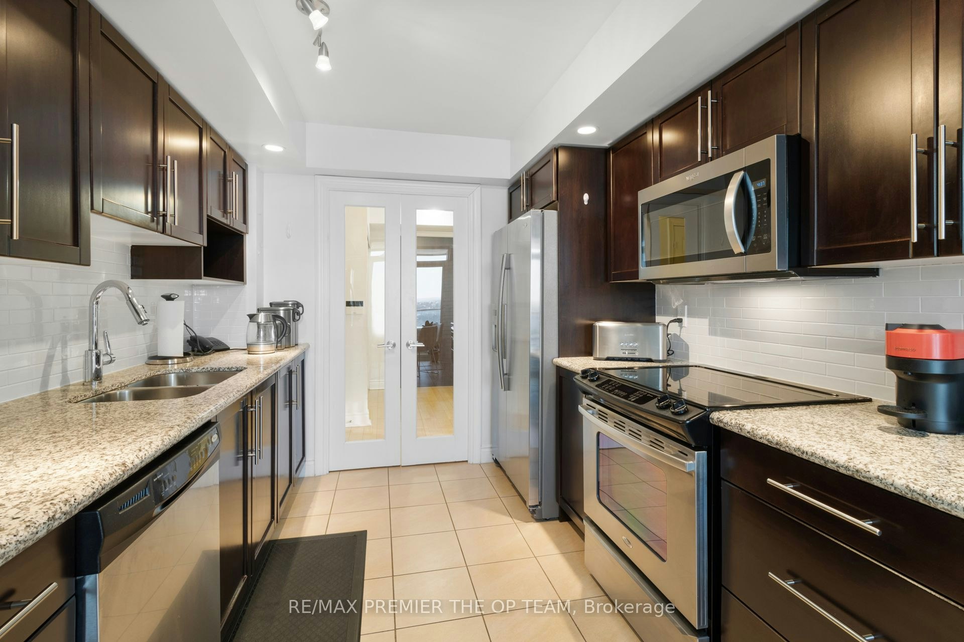 1077-23 Cox Boulevard, Markham, ON, L3R 7Z9 - 21
