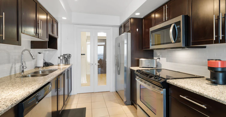 1077-23 Cox Boulevard, Markham, ON, L3R 7Z9 - 21
