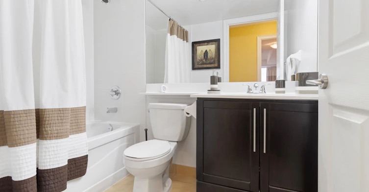 1077-23 Cox Boulevard, Markham, ON, L3R 7Z9 - 35
