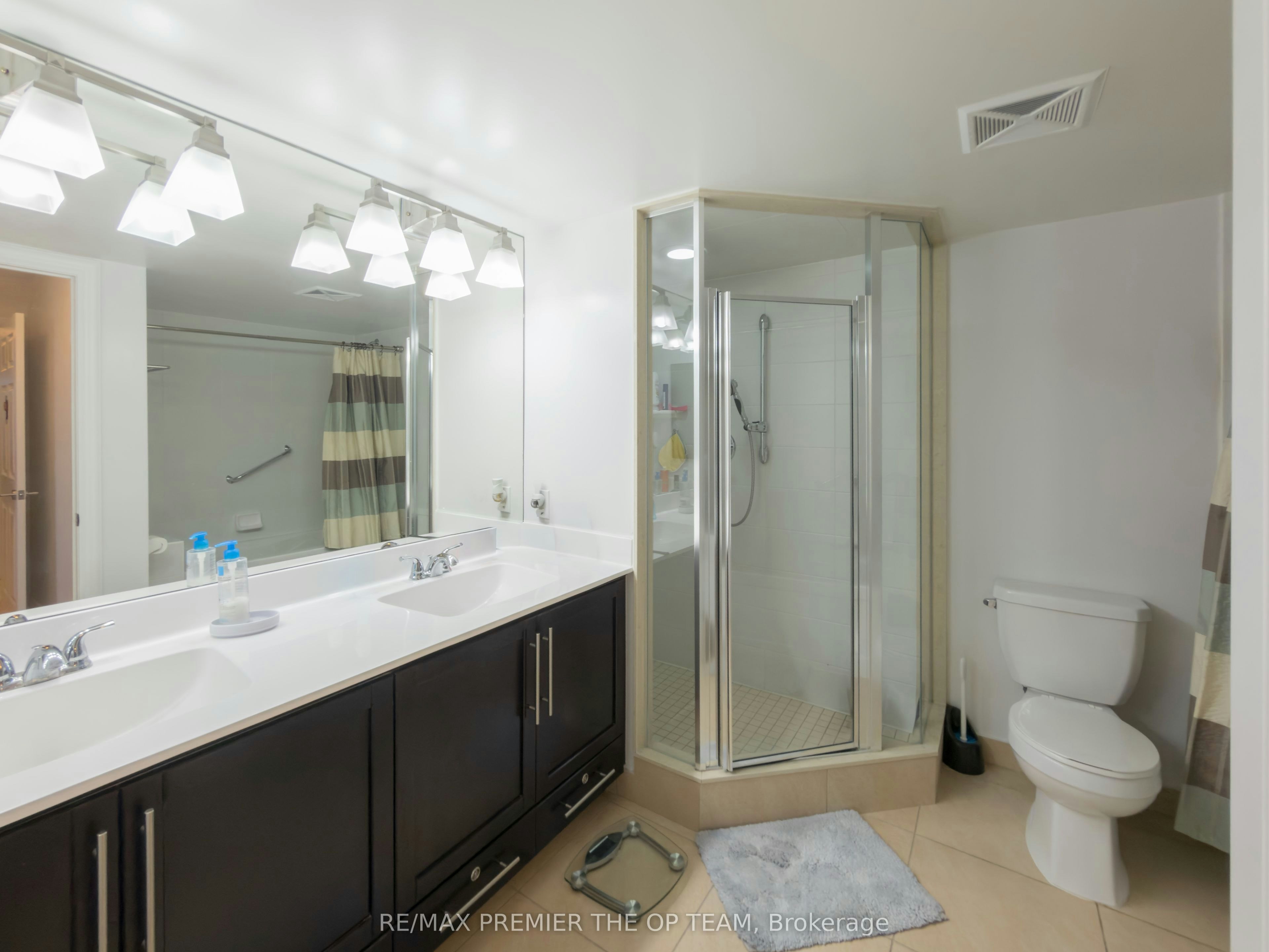 1077-23 Cox Boulevard, Markham, ON, L3R 7Z9 - 31