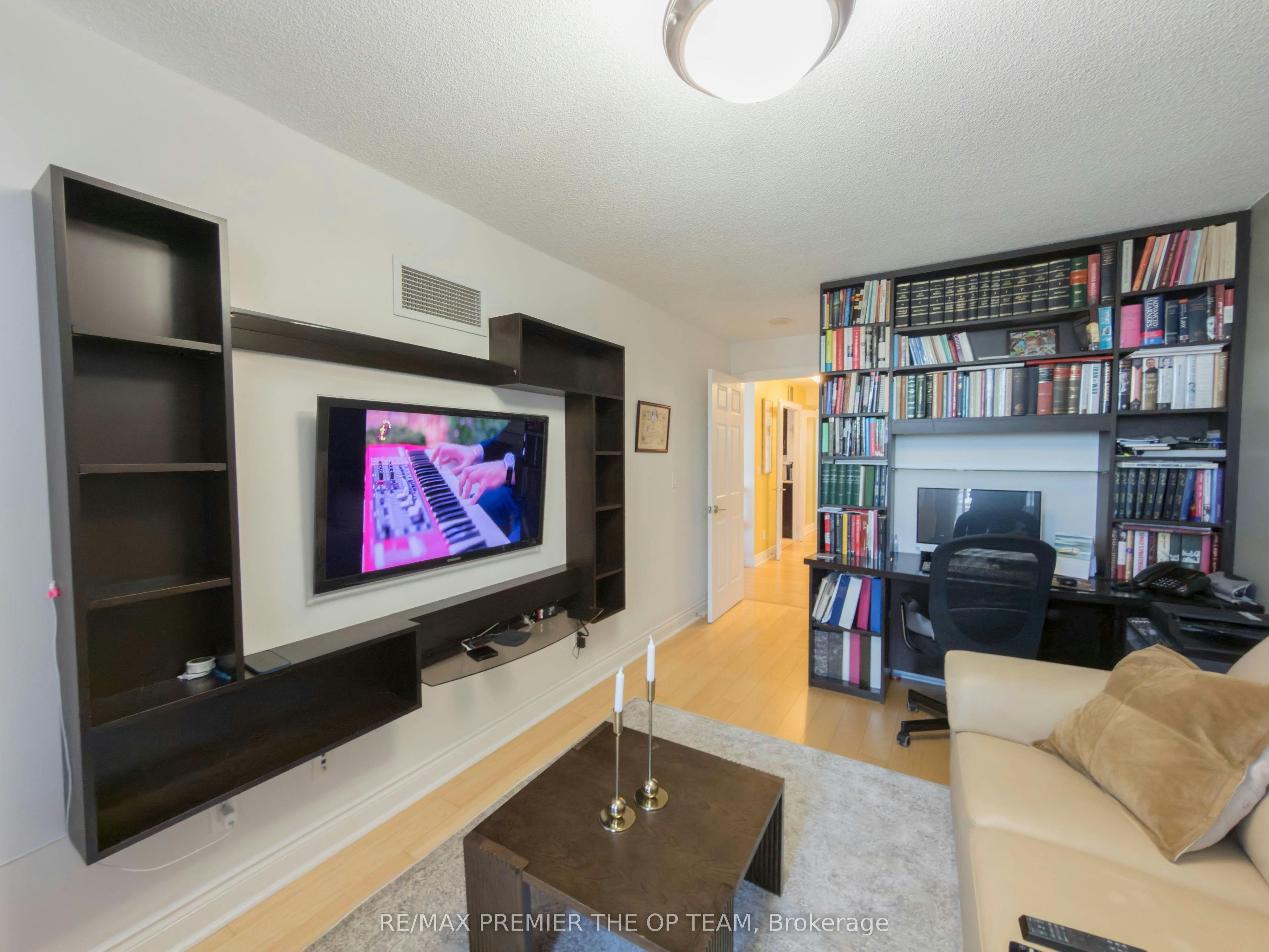 1077-23 Cox Boulevard, Markham, ON, L3R 7Z9 - 38