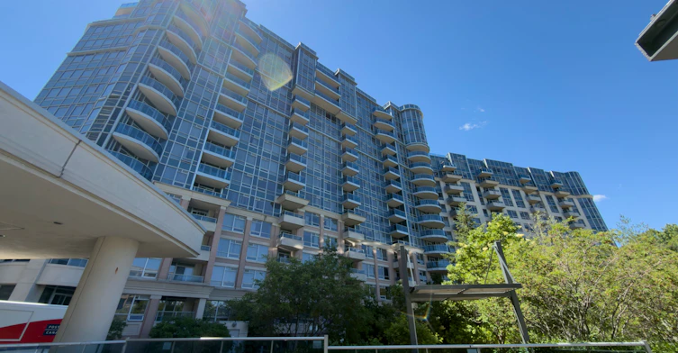 1077-23 Cox Boulevard, Markham, ON, L3R 7Z9 - 2