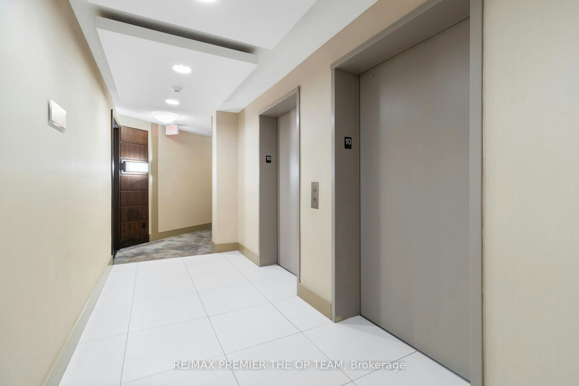 1077-23 Cox Boulevard, Markham, ON, L3R 7Z9 - 7