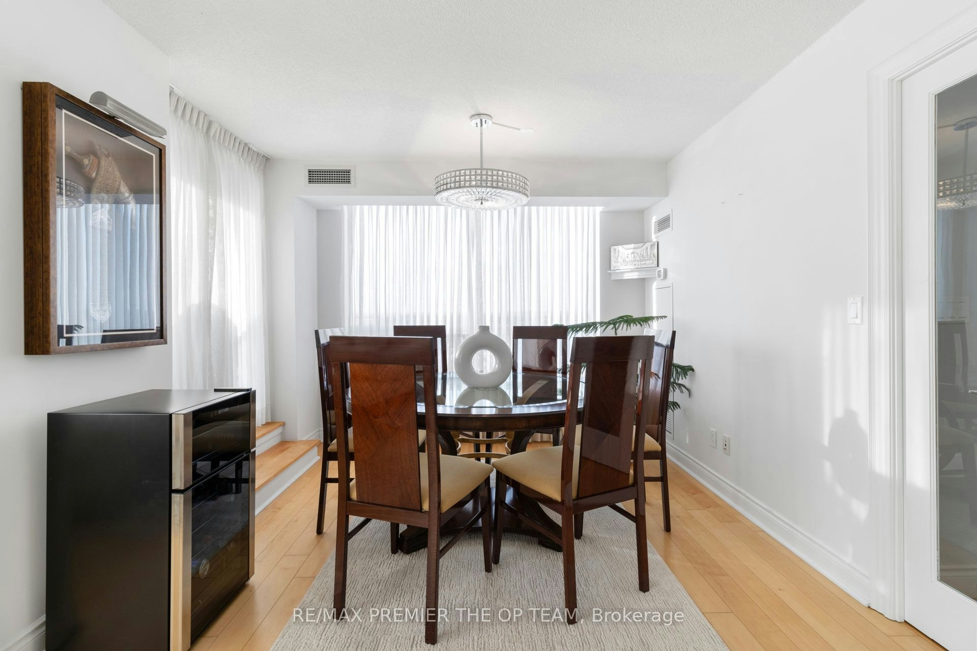 1077-23 Cox Boulevard, Markham, ON, L3R 7Z9 - 27