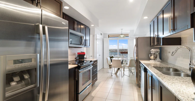 1077-23 Cox Boulevard, Markham, ON, L3R 7Z9 - 15