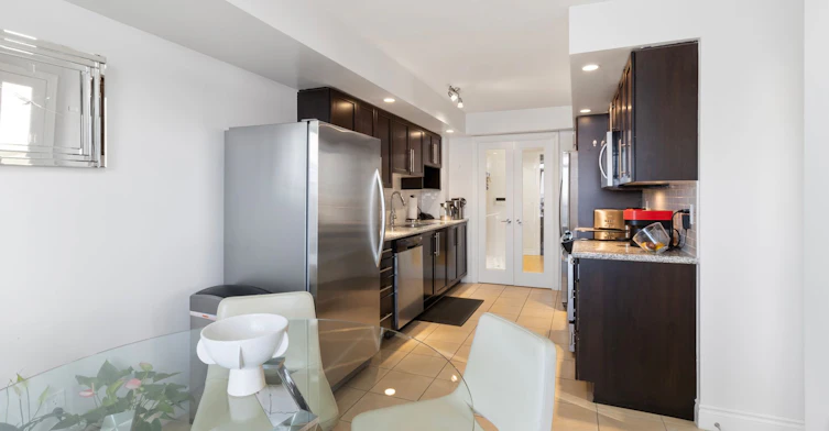 1077-23 Cox Boulevard, Markham, ON, L3R 7Z9 - 18