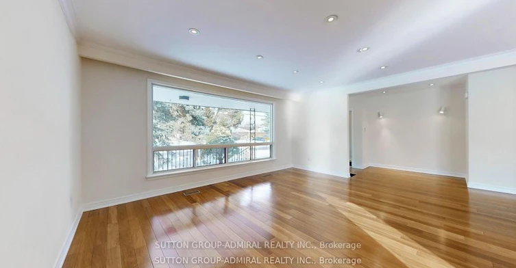 Upper-129 Crestwood Road, Vaughan, ON, L4J 1A7 - 3