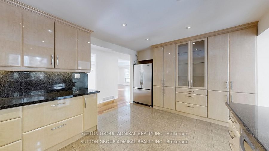 Upper-129 Crestwood Road, Vaughan, ON, L4J 1A7 - 2