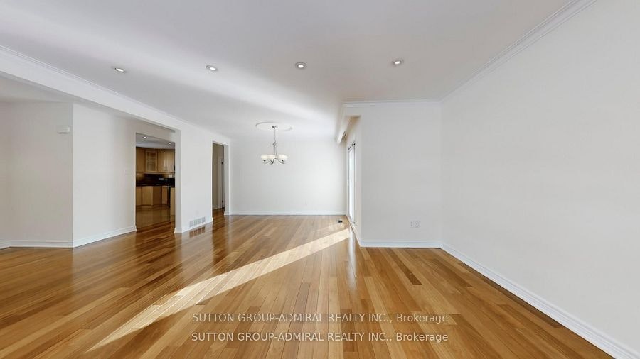 Upper-129 Crestwood Road, Vaughan, ON, L4J 1A7 - 7