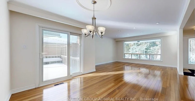 Upper-129 Crestwood Road, Vaughan, ON, L4J 1A7 - 8
