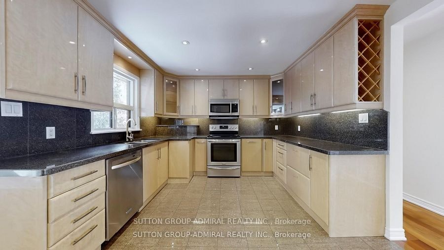 Upper-129 Crestwood Road, Vaughan, ON, L4J 1A7 - 10